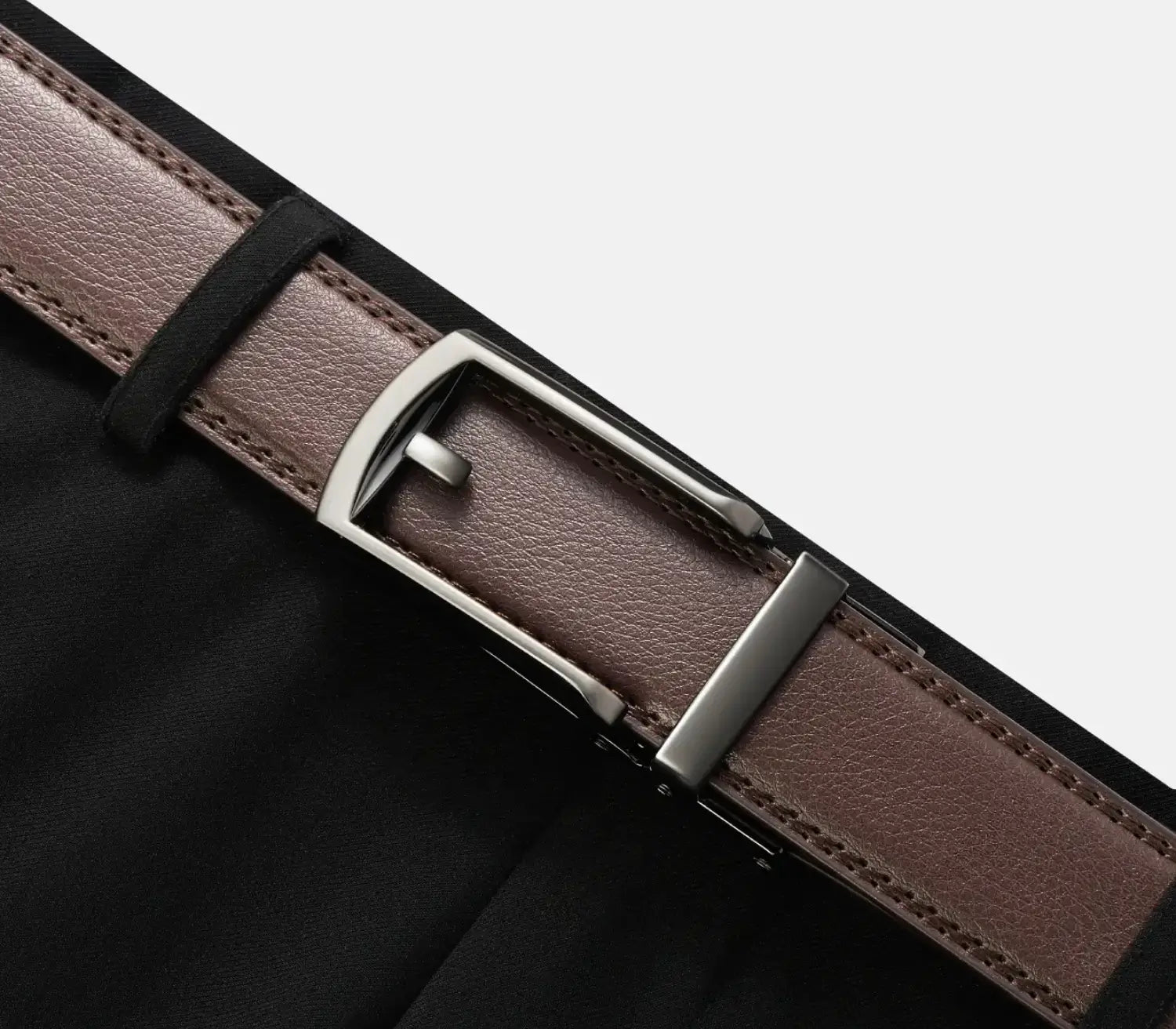 AutoFit Gürtel – Selbstsichernder Komfort für moderne Männer [1 kaufen, 1 gratis dazu]